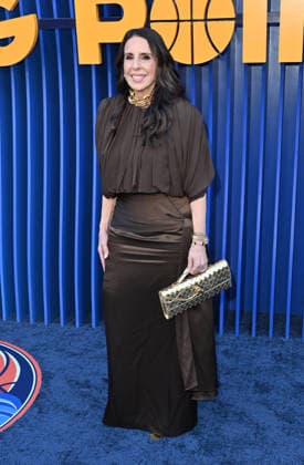 Netflix™s ˜Running Point™ Season 2 Premiere Linda Rambis arriving at Netflix™s Running Pointseason 2 premiere held at the Egyptian Theatre on April 15, 2026 in Hollywood, CA. Hollywood Egyptian Theatre California USA Copyright: xLeexWattx xAFF-USA.COMx