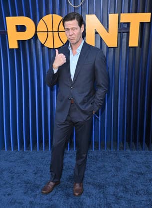 Netflix™s ˜Running Point™ Season 2 Premiere Ike Barinholtz arriving at Netflix™s Running Pointseason 2 premiere held at the Egyptian Theatre on April 15, 2026 in Hollywood, CA. Hollywood Egyptian Theatre California USA Copyright: xLeexWattx xAFF-USA.COMx