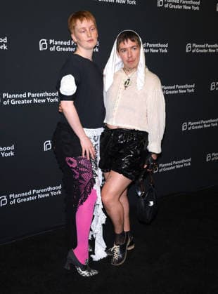 Planned Parenthood Gala 2026 - NYC Bobbi Salvör Menuez and Quori Theodor attend the 2026 Planned Parenthood Gala honoring Pink at Cipriani South Street in New York, NY on April 15, 2026. Photo by Charles Guerin ABACAPRESS.COM New York City NY United States  Copyright: xGuerinxCharles ABACAx