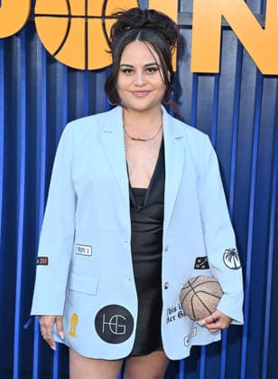 Netflix™s ˜Running Point™ Season 2 Premiere Desiree Ale arriving at Netflix™s Running Pointseason 2 premiere held at the Egyptian Theatre on April 15, 2026 in Hollywood, CA. Hollywood Egyptian Theatre California USA Copyright: xLeexWattx xAFF-USA.COMx