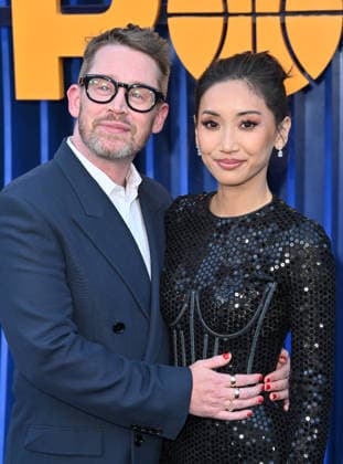 Netflix™s ˜Running Point™ Season 2 Premiere Macaulay Culkin and Brenda Song arriving at Netflix™s Running Pointseason 2 premiere held at the Egyptian Theatre on April 15, 2026 in Hollywood, CA. Hollywood Egyptian Theatre California USA Copyright: xLeexWattx xAFF-USA.COMx