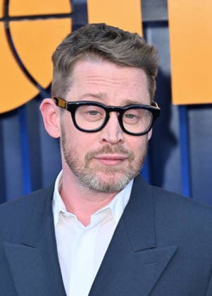 Netflix™s ˜Running Point™ Season 2 Premiere Macaulay Culkin arriving at Netflix™s Running Pointseason 2 premiere held at the Egyptian Theatre on April 15, 2026 in Hollywood, CA. Hollywood Egyptian Theatre California USA Copyright: xLeexWattx xAFF-USA.COMx