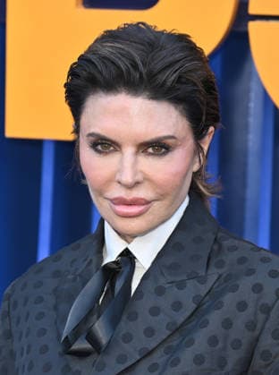 Netflix™s ˜Running Point™ Season 2 Premiere Lisa Rinna arriving at Netflix™s Running Pointseason 2 premiere held at the Egyptian Theatre on April 15, 2026 in Hollywood, CA. Hollywood Egyptian Theatre California USA Copyright: xLeexWattx xAFF-USA.COMx