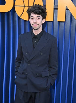 Netflix™s ˜Running Point™ Season 2 Premiere Fabrizio Guido arriving at Netflix™s Running Pointseason 2 premiere held at the Egyptian Theatre on April 15, 2026 in Hollywood, CA. Hollywood Egyptian Theatre California USA Copyright: xLeexWattx xAFF-USA.COMx