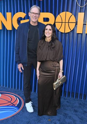 Netflix™s ˜Running Point™ Season 2 Premiere Kurt Rambis and Linda Rambis arriving at Netflix™s Running Pointseason 2 premiere held at the Egyptian Theatre on April 15, 2026 in Hollywood, CA. Hollywood Egyptian Theatre California USA Copyright: xLeexWattx xAFF-USA.COMx