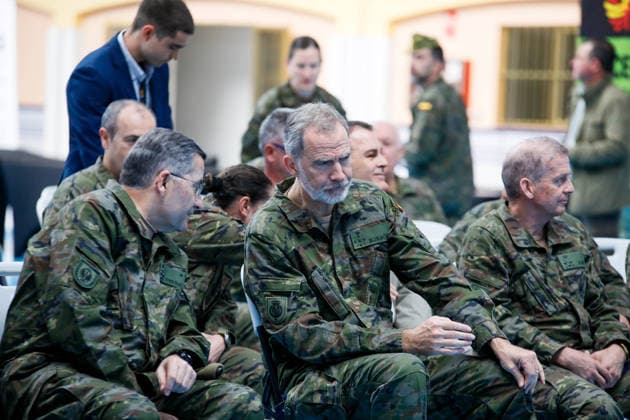 The King, Felipe VI, supervises in Viator Almería the project of the Experimental Brigade 2035 King Felipe VI visits the military base Álvarez de Sotomayor in Viator Almería to know the progress of the project of the Experimental Brigade 2035 On April 16, 2026 in Viator, Almería Andalucía, Spain This visit is part of the Tactical Experimentation Campaign number 3 organized by the Future Force Center of the Spanish Army, based on battlefield robotization and new combat strategies A project that constitutes the main framework for the practical implementation of experimentation activities linked to the transformation process of the Army 16 APRIL 2026 Marian Leó Almeria Andalucia, Spain Almeria Andalucia, Spain Spain Spain  Copyright: xMarianxLeonx 7445075