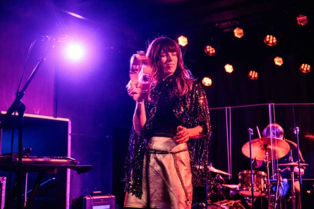 Melody s Echo Chamber live in Copenhagen, Denmark Copenhagen, Denmark. 15th, April 2026. The French band Melody™s Echo Chamber performs a live concert at VEGA in Copenhagen. Here singer Melody Prochet is seen live on stage. Denmark, Copenhagen  Copyright: xGonzalesxPhoto ErlingxBrodersenx