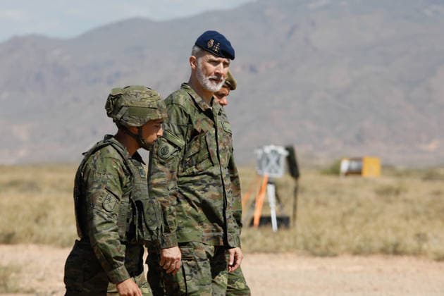 The King, Felipe VI, supervises in Viator Almeria the project of the Experimental Brigade 2035 King Felipe VI c visits the military base Álvarez de Sotomayor in Viator Almeria to attend a tactical demonstration of future force within the Tactical Experimentation Campaign 2026 of the Spanish Army On April 16, 2026 in Viator, Almeria Andalusia, Spain This visit is part of the Tactical Experimentation Campaign number 3 organized by the Armys Future Force Center, based on the robotization of the battlefield and new combat strategies A project that constitutes the main framework for the practical implementation of experimentation activities linked to the Armys transformation process 16 APRIL 2026 Marian Leó Almeria Andalucia, Spain Almeria Anda  Copyright: xMarianxLeonx 7445505