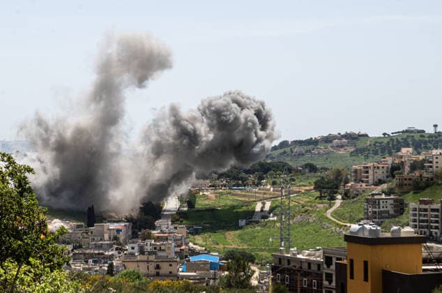 Israeli attacks on southern Lebanon continue NABATIEH, LEBANON - APRIL 16: Smoke rises after an Israeli attack hits Kefrman district of Nabatieh, Lebanon on April 16, 2026. Santiago Arca Anadolu Nabatieh Lebanon. Editorial use only. Please get in touch for any other usage.  Copyright: x2026xAnadoluxSantiagoxArcax