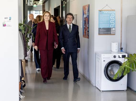 Amsterdam, The Netherlands, 2026-04-16 11:43:17 AMSTERDAM, 16-04-2026, University of Amsterdam Princess of Orange - Princess Amalia is visiting Amsterdam at the invitation of Mayor Halsema. The visit follows an earlier meeting with Amsterdammers at the Mayor s official residence. During the two-day visit, the Princess will become better acquainted with various sectors and be briefed on current topics such as science, sports, culture, housing, and social cohesion. PHOTO: NLBeeld Patrick van Emst In the photo: Princess Amalia visits the Science Park of the University of Amsterdam. Subsequently, the Princess receives a tour of the SOLARNL Nanolabs. Credit: NL Beeld Patrick van Emst Copyright: xx x