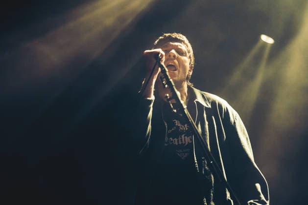 Bad Breeding live at Roadburn Festival 2026 Tilburg, Netherlands. 16th, April 2026. The British hardcore punk band Bad Breeding performs a live concert during the Dutch music festival Roadburn Festival 2026 in Tilburg. Here vocalist Christopher Dodd is seen live on stage. Netherlands, Tilburg  Copyright: xGonzalesxPhoto PeterxTroestx