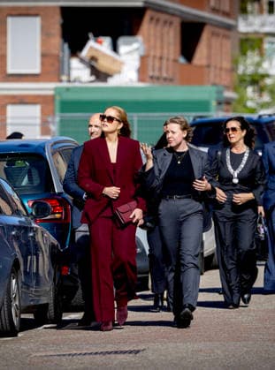16-04-2026 Amsterdam Princess Amalia visited Station Wildeman, in the Wildeman neighborhood in the former Kraemer School, where residents, social organizations, and start-up entrepreneurs meet and work together on a neighborhood with more solidarity and equality of opportunity and Hoekenes en Groenehuyzen and The Mix on her 1st day of the 2 day visit to Amsterdam. Â  Copyright: xPPEx