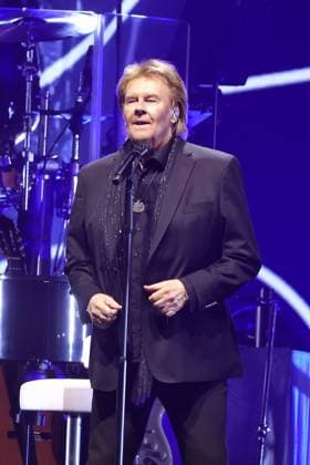 16 04 2026, Howard Carpendale, singer, in concert live in the Uber Arena, Berlin, my farewell tour, Schlager, Berlin