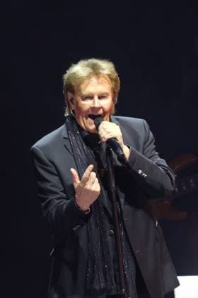 16 04 2026, Howard Carpendale, singer, in concert live in the Uber Arena, Berlin, my farewell tour, Schlager, Berlin