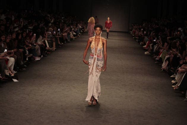RIO DE JANEIRO, RJ - 16.04.2026: RIO FASHION WEEK 2026 - Fashion show by the brand HISHA, on the second day of Rio Fashion Week, at Pier Maua. x2926449x  CarlosxEliasxJunior