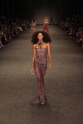 RIO DE JANEIRO, RJ - 16.04.2026: RIO FASHION WEEK 2026 - Fashion show by the brand HISHA, on the second day of Rio Fashion Week, at Pier Maua. x2926458x  CarlosxEliasxJunior