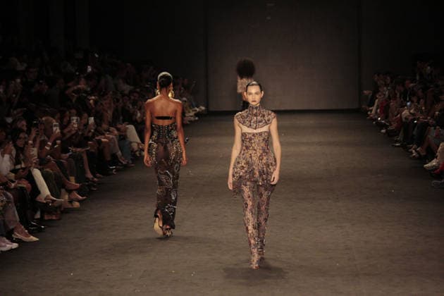 RIO DE JANEIRO, RJ - 16.04.2026: RIO FASHION WEEK 2026 - Fashion show by the brand HISHA, on the second day of Rio Fashion Week, at Pier Maua. x2926481x  CarlosxEliasxJunior