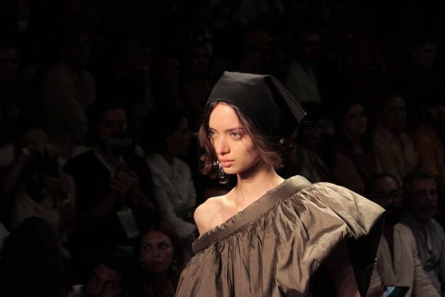 RIO DE JANEIRO, RJ - 16.04.2026: RIO FASHION WEEK 2026 - Fashion show by the brand HANDRED, on the second day of Rio Fashion Week, at Pier Maua, Rio de Janeiro. x2926576x  CarlosxEliasxJunior