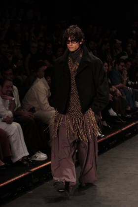RIO DE JANEIRO, RJ - 16.04.2026: RIO FASHION WEEK 2026 - Fashion show by the brand HANDRED, on the second day of Rio Fashion Week, at Pier Maua, Rio de Janeiro. x2926585x  CarlosxEliasxJunior