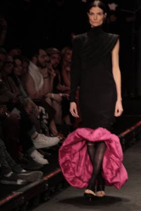 RIO DE JANEIRO, RJ - 16.04.2026: RIO FASHION WEEK 2026 - Fashion show by the brand HANDRED, on the second day of Rio Fashion Week, at Pier Maua, Rio de Janeiro. x2926580x  CarlosxEliasxJunior