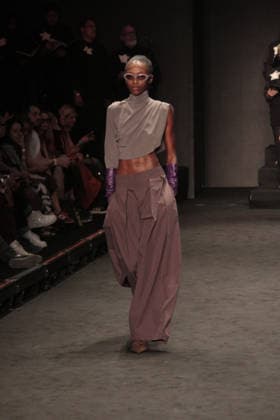 RIO DE JANEIRO, RJ - 16.04.2026: RIO FASHION WEEK 2026 - Fashion show by the brand HANDRED, on the second day of Rio Fashion Week, at Pier Maua, Rio de Janeiro. x2926592x  CarlosxEliasxJunior