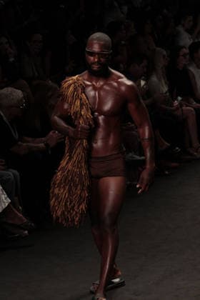 RIO DE JANEIRO, RJ - 16.04.2026: RIO FASHION WEEK 2026 - The Blue Man fashion show closed the second day of Rio Fashion Week at Pier Maua, Rio de Janeiro. x2926754x  CarlosxEliasxJunior