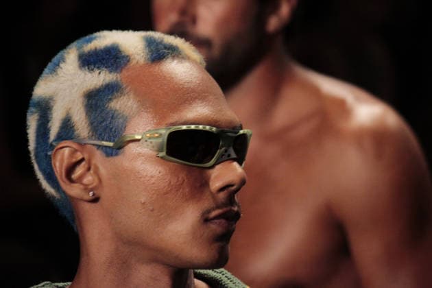 RIO DE JANEIRO, RJ - 16.04.2026: RIO FASHION WEEK 2026 - The Blue Man fashion show closed the second day of Rio Fashion Week at Pier Maua, Rio de Janeiro. x2926784x  CarlosxEliasxJunior