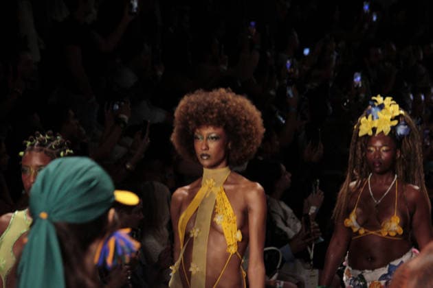 RIO DE JANEIRO, RJ - 16.04.2026: RIO FASHION WEEK 2026 - The Blue Man fashion show closed the second day of Rio Fashion Week at Pier Maua, Rio de Janeiro. x2926799x  CarlosxEliasxJunior