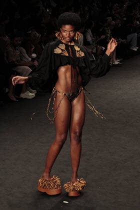 RIO DE JANEIRO, RJ - 16.04.2026: RIO FASHION WEEK 2026 - The Blue Man fashion show closed the second day of Rio Fashion Week at Pier Maua, Rio de Janeiro. x2926801x  CarlosxEliasxJunior