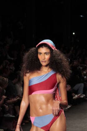RIO DE JANEIRO, RJ - 16.04.2026: RIO FASHION WEEK 2026 - The Blue Man fashion show closed the second day of Rio Fashion Week at Pier Maua, Rio de Janeiro. x2926834x  CarlosxEliasxJunior