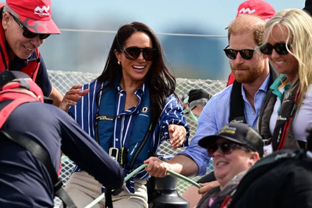 HARRY AND MEGHAN AUSTRALIA VISIT, Prince Harry and Meghan, the Duke and Duchess of Sussex on a tour of Sydney Harbour with Invictus Australia during a visit to Australia, Sydney, Friday, April 17, 2026. ( NO ARCHIVING SYDNEY NEW SOUTH WALES AUSTRALIA  Copyright: xDEANxLEWINSx 20260417150283354317