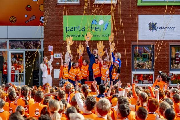 ZEEWOLDE - King Willem-Alexander will give the starting signal for the King s Games during the national opening at public primary school Panta Rhei and ICB Kaleidoscoop in Zeewolde. Traditionally, the King s Games start with the joint King s Breakfast. Subsequently, the King will open the games and visit various sports and games activities. ROBIN UTRECHT ANP netherlands out - belgium out  Copyright: xx x556000925x originalFilename: 556000925.jpg