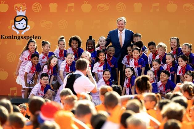 ZEEWOLDE - King Willem-Alexander during the national opening of the King s Games. The King visited public primary school Panta Rhei and ICB Kaleidoscoop, where he attended various sports and games activities after the King s Breakfast. RAMON VAN FLYMEN ANP netherlands out - belgium out  Copyright: xx x556002624x originalFilename: 556002624.jpg