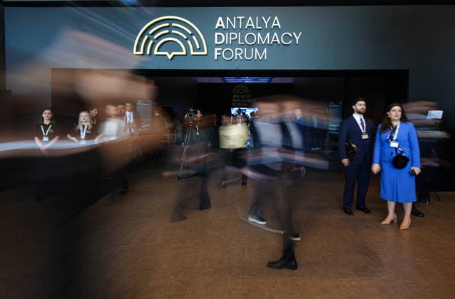 Antalya Diplomacy Forum 2026 ANTALYA, TURKIYE - APRIL 17: Attendees visit Nest Convention Center to attend Antalya Diplomacy Forum, held under the theme of Mapping Tomorrow, Managing Uncertainties in Antalya, Turkiye on April 17, 2026. World leaders and senior government officials convene in Turkiye from April 17 to 19 for the fifth edition of the Antalya Diplomacy Forum, a major international gathering in Antalya focused this year on managing global uncertainty. Berkan Cetin Anadolu Antalya Turkey. Editorial use only. Please get in touch for any other usage.  Copyright: x2026xAnadoluxBerkanxCetinx