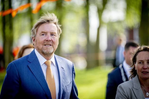 ZEEWOLDE - King Willem-Alexander gives the starting signal for the King s Games during the national opening at public primary school Panta Rhei and ICB Kaleidoscoop in Zeewolde. Traditionally, the King s Games start with the joint King s Breakfast. Subsequently, the King opens the games and visits various sports and games activities. ROBIN UTRECHT ANP netherlands out - belgium out  Copyright: xx x556004470x originalFilename: 556004470.jpg
