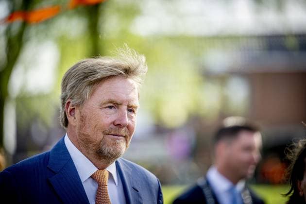 ZEEWOLDE - King Willem-Alexander gives the starting signal for the King s Games during the national opening at public primary school Panta Rhei and ICB Kaleidoscoop in Zeewolde. Traditionally, the King s Games start with the joint King s Breakfast. Subsequently, the King opens the games and visits various sports and games activities. ROBIN UTRECHT ANP netherlands out - belgium out  Copyright: xx x556004473x originalFilename: 556004473.jpg