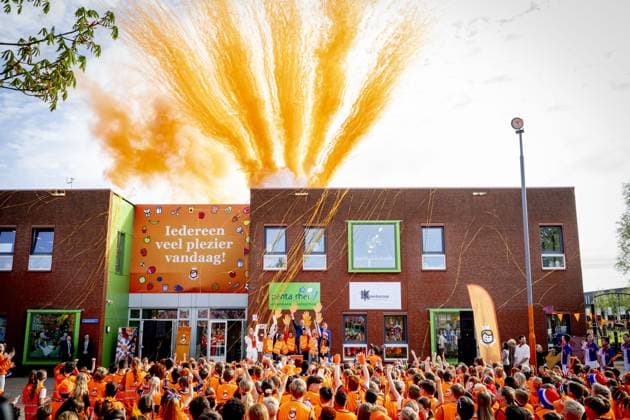 ZEEWOLDE - King Willem-Alexander will give the starting signal for the King s Games during the national opening at public primary school Panta Rhei and ICB Kaleidoscoop in Zeewolde. Traditionally, the King s Games start with the joint King s Breakfast. Subsequently, the King will open the games and visit various sports and games activities. ROBIN UTRECHT ANP netherlands out - belgium out  Copyright: xx x556004633x originalFilename: 556004633.jpg