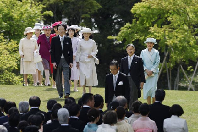 Japanese imperial garden party Japanese Emperor Naruhito (front, C), Empress Masako (front, R) and other imperial family members attend a spring imperial garden party at the Akasaka Imperial Gardens in Tokyo on April 17, 2026.  A14AA0005466165P
