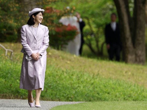 Japan imperial couple hosts spring garden party TOKYO, JAPAN - APRIL 17: (----EDITORIAL USE ONLY MANDATORY CREDIT - FRANCK ROBICHON POOL EPA - NO MARKETING NO ADVERTISING CAMPAIGNS - DISTRIBUTED AS A SERVICE TO CLIENTS----) Japan s Princess Aiko, daughter of Emperor Naruhito and Empress Masako, smiles during the Spring Imperial Garden Party at the Akasaka Imperial Gardens in Tokyo, Japan, 17 April 2026. Emperor Naruhito and Empress Masako host the annual Spring Imperial Garden Party at the Akasaka Imperial Gardens inviting around 1,700 guests. Franck Robichon Pool EPA Anadolu Tokyo Japan. Editorial use only. Please get in touch for any other usage.  Copyright: x2026xAnadoluxFranckxRobichonx xPoolx xEPAx