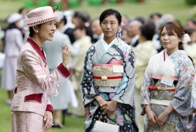 Japan imperial couple hosts spring garden party TOKYO, JAPAN - APRIL 17: (----EDITORIAL USE ONLY MANDATORY CREDIT - FRANCK ROBICHON POOL EPA - NO MARKETING NO ADVERTISING CAMPAIGNS - DISTRIBUTED AS A SERVICE TO CLIENTS----) Japan s Princess Takamado (L) speaks with Japanese medalists of the Milan Cortina Winter Olympics during the Spring Imperial Garden Party at the Akasaka Imperial Gardens in Tokyo, Japan, 17 April 2026. Emperor Naruhito and Empress Masako host the annual Spring Imperial Garden Party at the Akasaka Imperial Gardens inviting around 1,700 guests. Franck Robichon Pool EPA Anadolu Tokyo Japan. Editorial use only. Please get in touch for any other usage.  Copyright: x2026xAnadoluxFranckxRobichonx xPoolx xEPAx