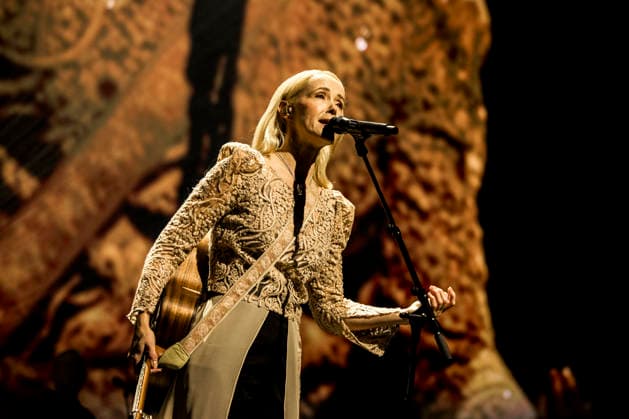 Tina Dickow live in Copenhagen, Denmark Copenhagen, Denmark. 17th, April 2026. The Danish singer and songwriter er Tina Dickow performs a live concert at Royal Arena in Copenhagen. Denmark, Copenhagen  Copyright: xGonzalesxPhoto LassexLagonix