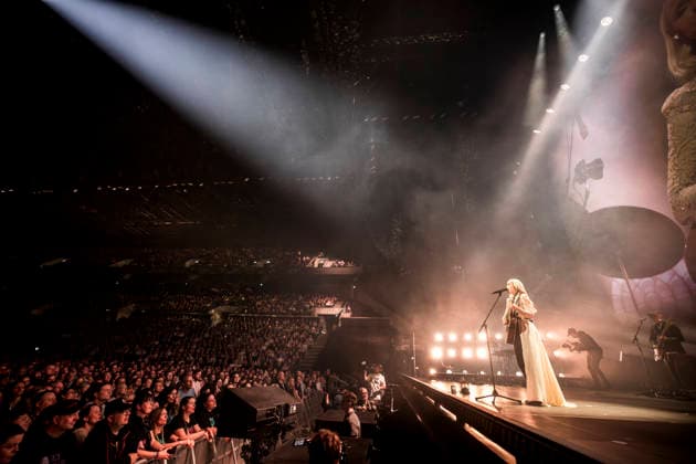 Tina Dickow live in Copenhagen, Denmark Copenhagen, Denmark. 17th, April 2026. The Danish singer and songwriter er Tina Dickow performs a live concert at Royal Arena in Copenhagen. Denmark, Copenhagen  Copyright: xGonzalesxPhoto LassexLagonix