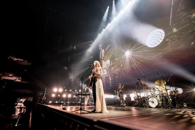Tina Dickow live in Copenhagen, Denmark Copenhagen, Denmark. 17th, April 2026. The Danish singer and songwriter er Tina Dickow performs a live concert at Royal Arena in Copenhagen. Denmark, Copenhagen  Copyright: xGonzalesxPhoto LassexLagonix