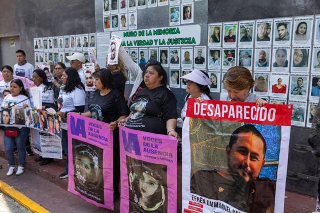 April 17, 2026, Mexico City, Mexico: Members of search collectives and families called a press conference to report more than one thousand findings of human remains and bone fragments during search efforts in the Tlahuac Chalco area, at the Center for Comprehensive Care for the Search of Persons in Mexico City. Mexico City Mexico  - ZUMAl178 20260417_znp_l178_013 Copyright: xCristianxLeyvax