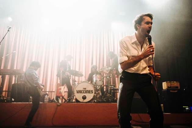 Concert of The Vaccines in Berlin Concert of the British indie rock band The Vaccines on 17 04 2026 at Huxleys Neue Welt in Berlin In the picture singer Justin Young , Berlin Berlin Germany Neukölln