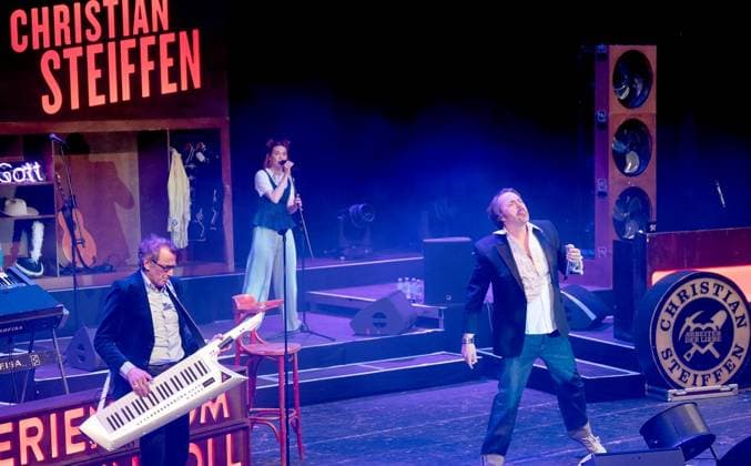 Schlager singer Christian Steiffen in Oberhausen FOR EDITORIAL PURPOSES ONLY EDITORIAL USE ONLY p Schlager singer Christian Steiffen will give a concert in Oberhausen on Friday 17 04 2026 in the Turbinenhalle Germany Oberhausen Copyright GerdxWallhorn Copyright: GerdxWallhorn doc85gn8z1p9adci90ltbg ,EDITORIAL USE ONLY Copyright: GerdxWallhorn