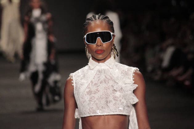 RIO DE JANEIRO, RJ - 17.04.2026: RIO FASHION WEEK 2026 - Fashion show by the brand Apartamento 03 on the third day of Rio Fashion Week 2026, at Pier Maua, Rio de Janeiro. x2927272x  CarlosxEliasxJunior