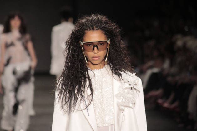 RIO DE JANEIRO, RJ - 17.04.2026: RIO FASHION WEEK 2026 - Fashion show by the brand Apartamento 03 on the third day of Rio Fashion Week 2026, at Pier Maua, Rio de Janeiro. x2927279x  CarlosxEliasxJunior