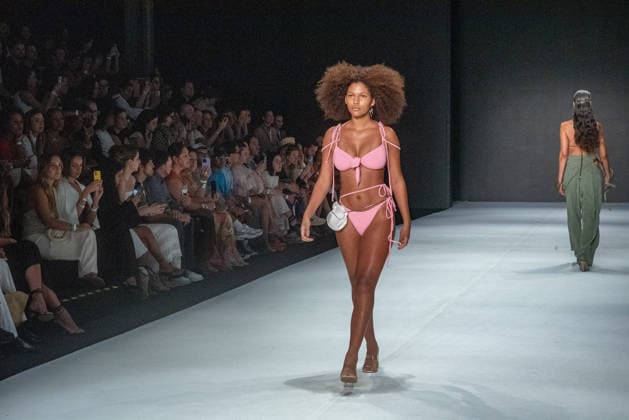 RIO DE JANEIRO, RJ - 17.04.2026: RIO FASHION WEEK 2026 - Karoline Vitto& 39;s fashion show during Rio Fashion Week, which returns to the marvelous city this Friday, April 17, 2026, at Pier Maua, in Rio de Janeiro, RJ. x2927447x  CristianexMota