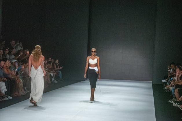 RIO DE JANEIRO, RJ - 17.04.2026: RIO FASHION WEEK 2026 - Karoline Vitto& 39;s fashion show during Rio Fashion Week, which returns to the marvelous city this Friday, April 17, 2026, at Pier Maua, in Rio de Janeiro, RJ. x2927458x  CristianexMota